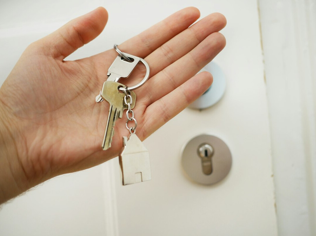 apartment keys handover